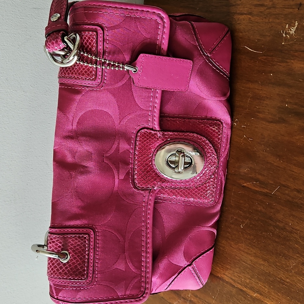 Y2K Vintage Coach Peyton Pink Signature Flap Shoulder Bag J0969 14504